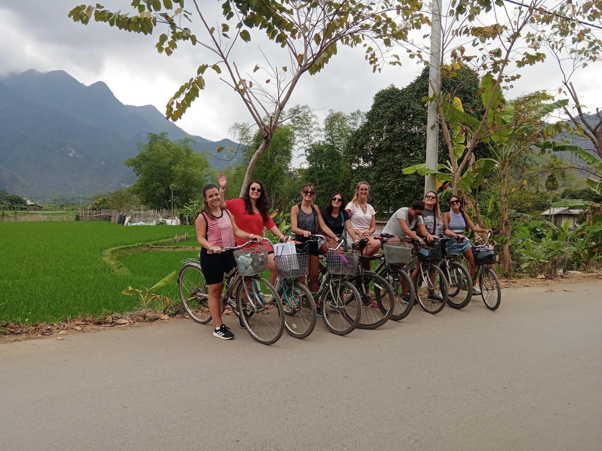 Truong Huy Homestay Mai Châu Exterior foto